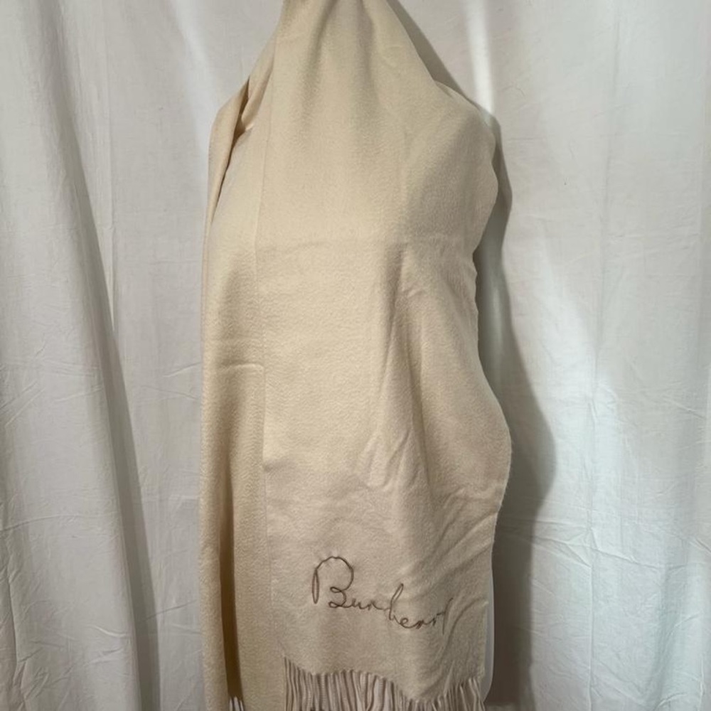 Burberry beige scarf - Picture 2 of 2